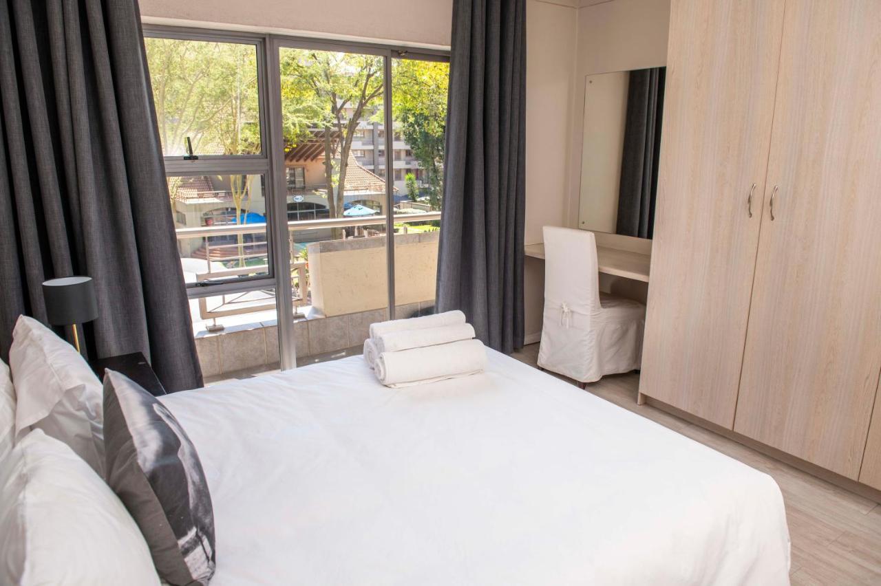 Grayston Exec Apartments 约翰内斯堡 外观 照片