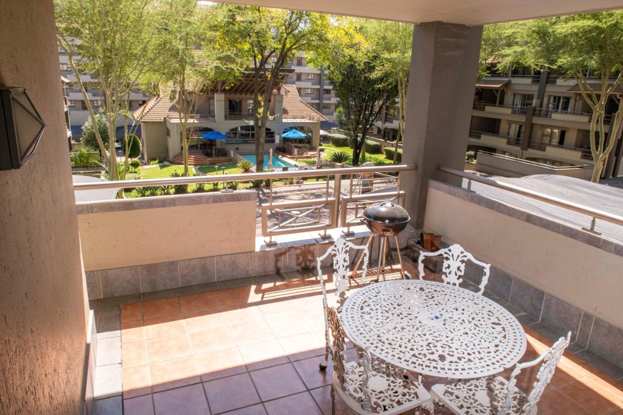 Grayston Exec Apartments 约翰内斯堡 外观 照片