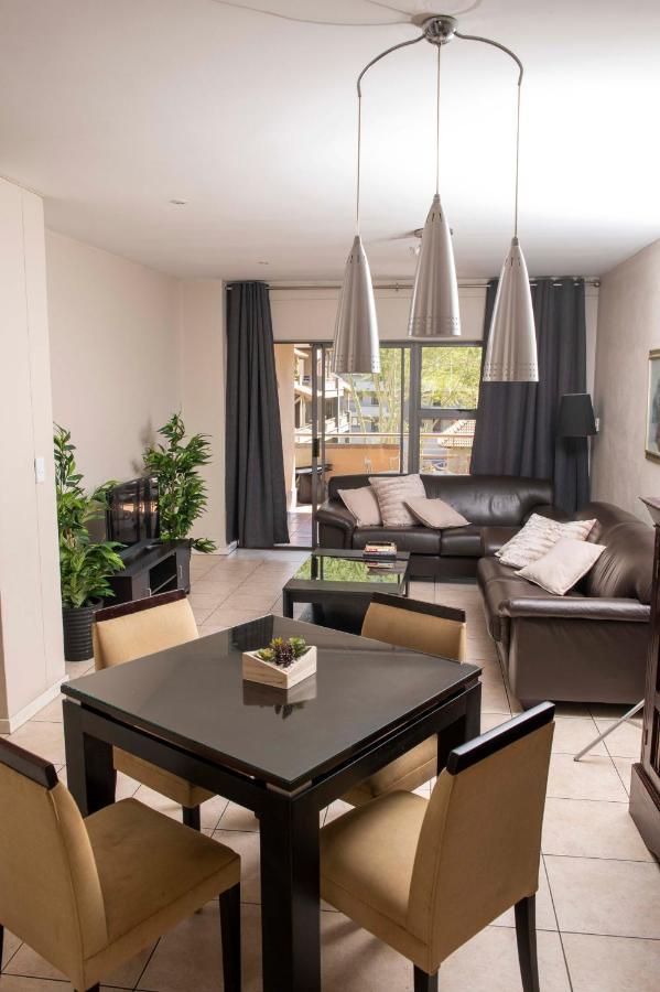 Grayston Exec Apartments 约翰内斯堡 外观 照片